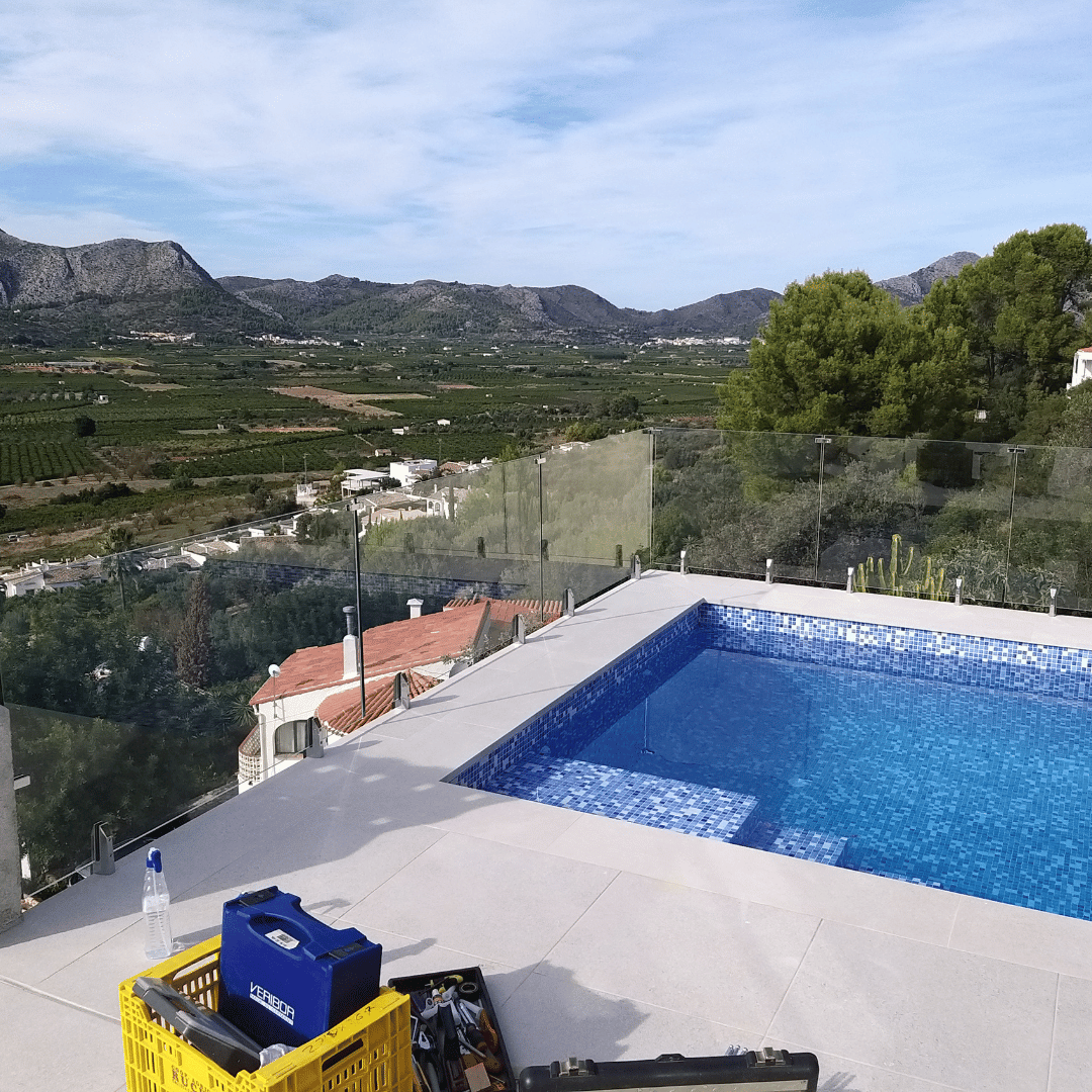 Cristalería Botella en Callosa D'en Sarrià